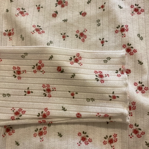 SHEIN floral fitted longsleeve - Picture 3 of 5